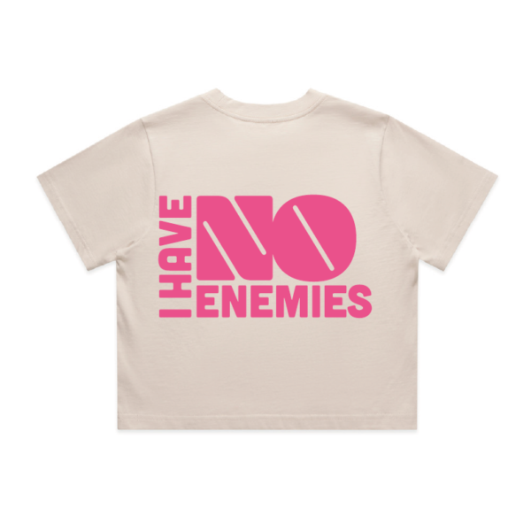 IHNE Crop Signature Tee – Ecru/Pink
